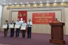 Đảng bộ Tân Thạnh tổ chức lễ trao tặng huy hiệu Đảng và thông tin thời sự trong nước và quốc tế